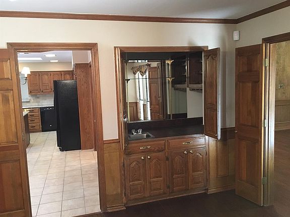 5th image of 114 Teakwood Dr