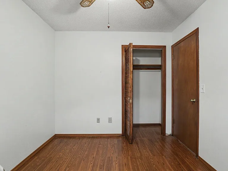 3917 Clendon Way — Photo 18