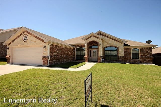 1st image of 2700 Legacy Ln