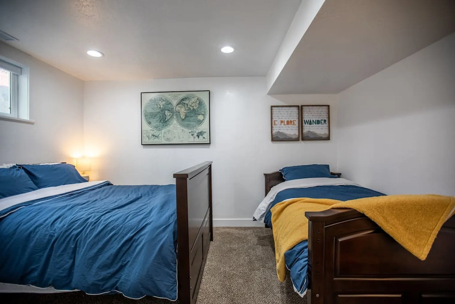 3 bed, 1.0 bath, 1097 sqft, $3,481 — Photo 4