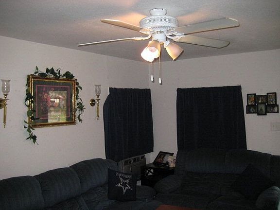 4th image of 806 N Erskine St