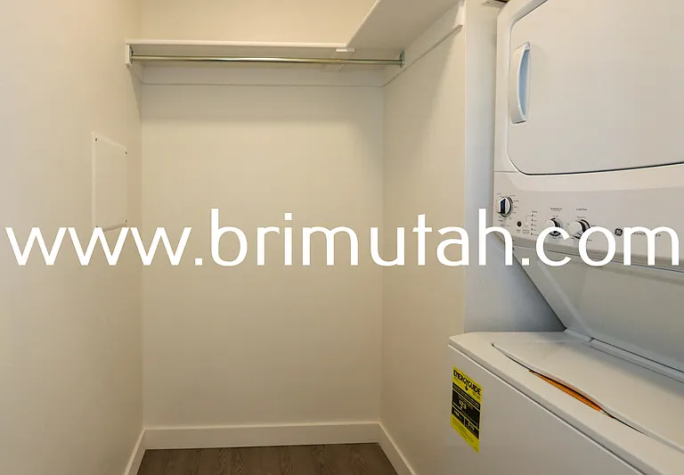 945 S Washington St #101 — Photo 11