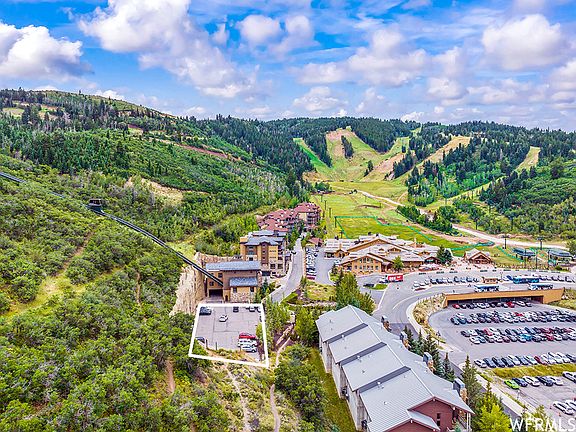 3rd image of 2290 Deer Valley Dr E #3050