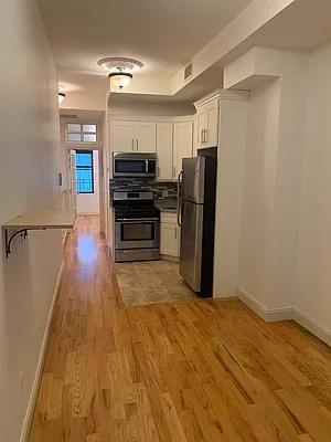 Rented by Compass | media 9