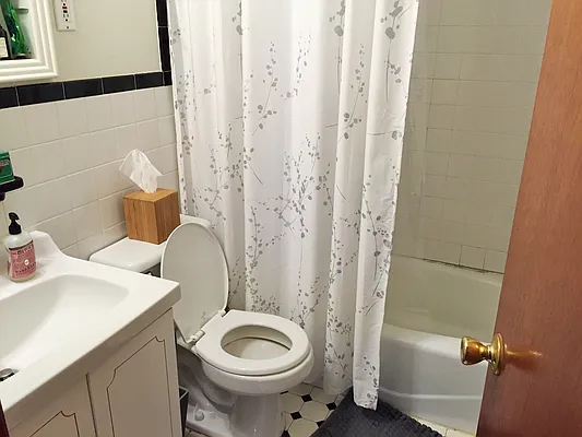 Rented by Joe Gotham LTD | media 14