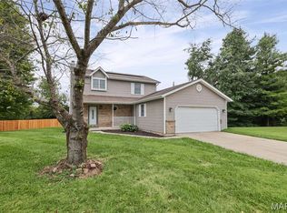 82 Spring Gln, Collinsville, IL 62234