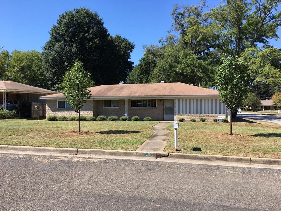 1st image of 1421 Columbia Dr