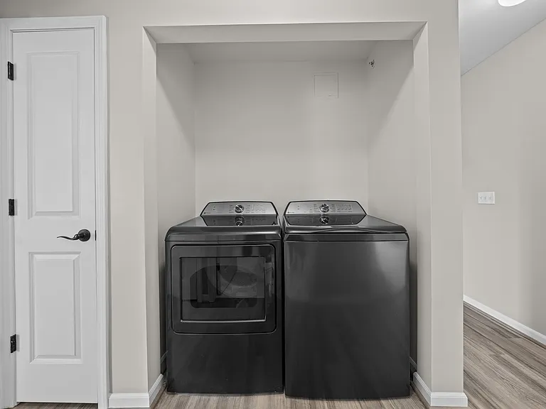 In Home Washer/Dryer at The Reserve at Prentiss Pointe Apartments in Harrison Township