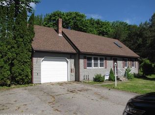 26 Orchard St, Rockland, ME 04841
