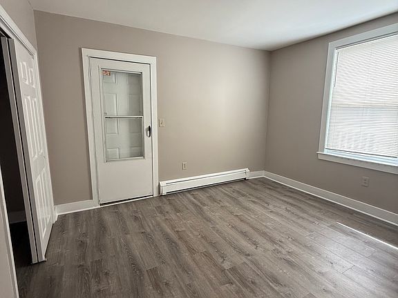 2nd image of 40 Winthrop St APT 2