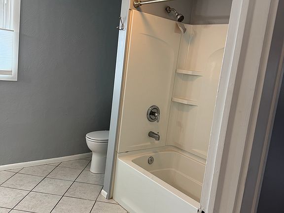 4th image of 11875 Market St #1/2