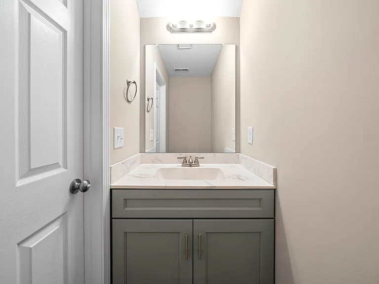Durrett Dr - 55 (x17) — Photo 14