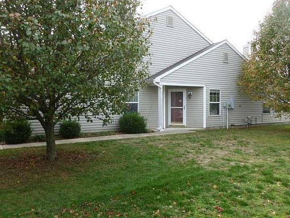 3rd image of 7330 Oak Knoll Dr