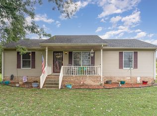 3831 Armstrong Rd, Springfield, TN 37172