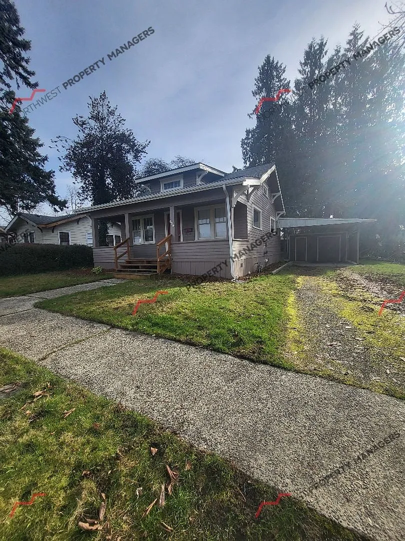 Status: | R13f | $1495 — Photo 2