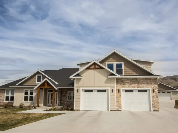 151 W 525 N, Hyde Park, UT 84318