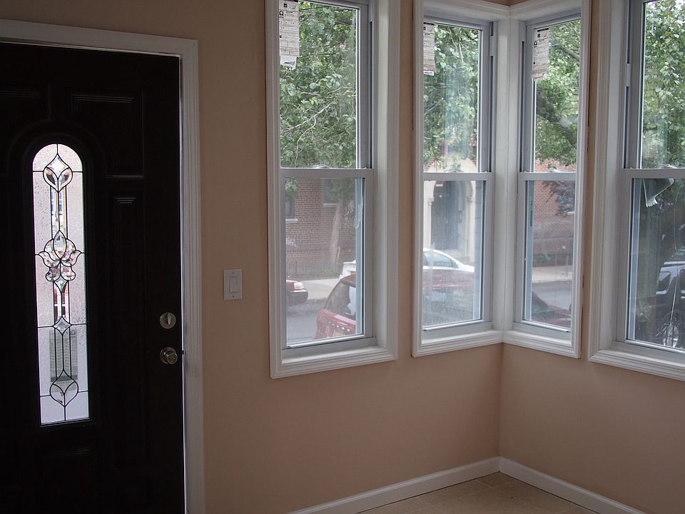 2nd image of 60 Grant Ave