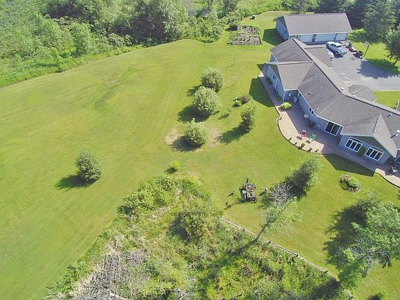 5th image of 107 Sacred Heart Dr