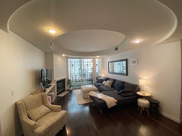 1st image of 4400 Cartwright Ave