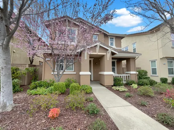 1328 Bugby Ln, Folsom, CA 95630