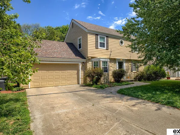 513 N 72nd Ave, Omaha, NE 68114