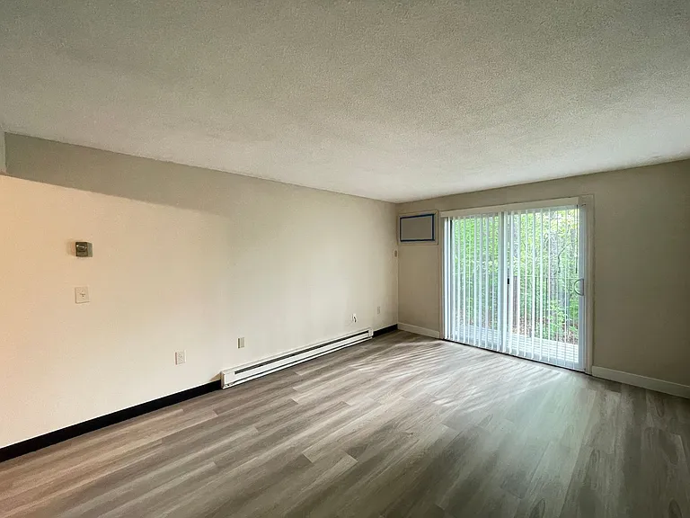 185 Loudon Rd #12 — Photo 5