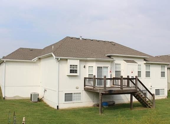 5th image of 313 S Whilshire Dr