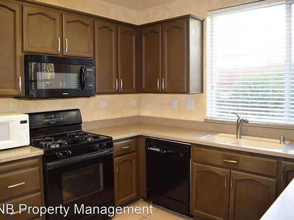 5th image of 103 Gilded Rock Cir