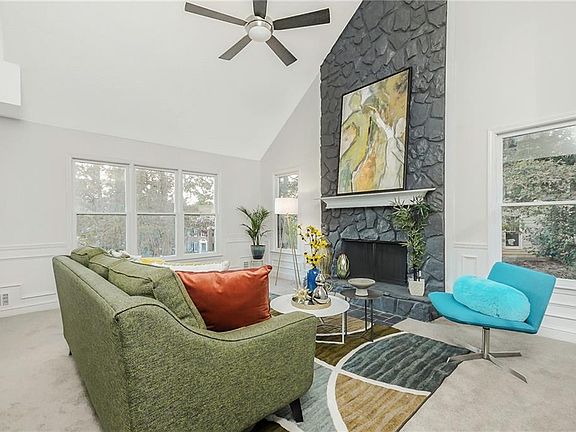 5th image of 512 Orchards Walk