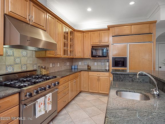 4th image of 2414 State Road 13 N