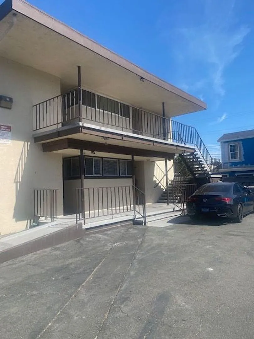 1936 Sutter Street — Photo 1