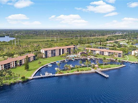2nd image of 16200 Bay Pointe Blvd #201