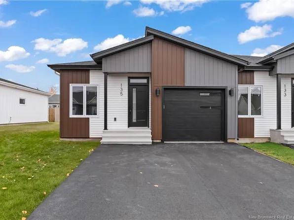135 Monique St, Shediac, NB E4P 0M5