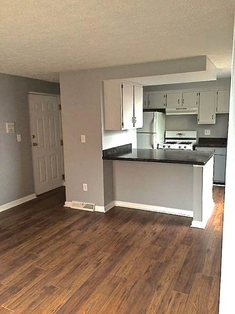 205 South Millvale Avenue — Photo 3