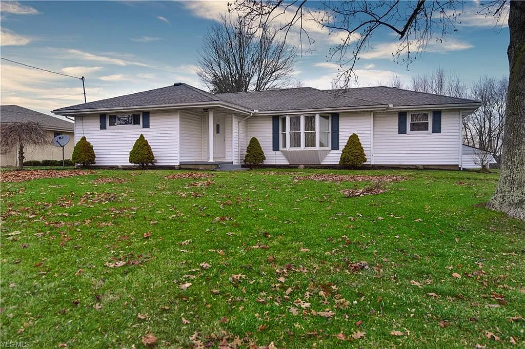 15370 Summit Dr photo 1