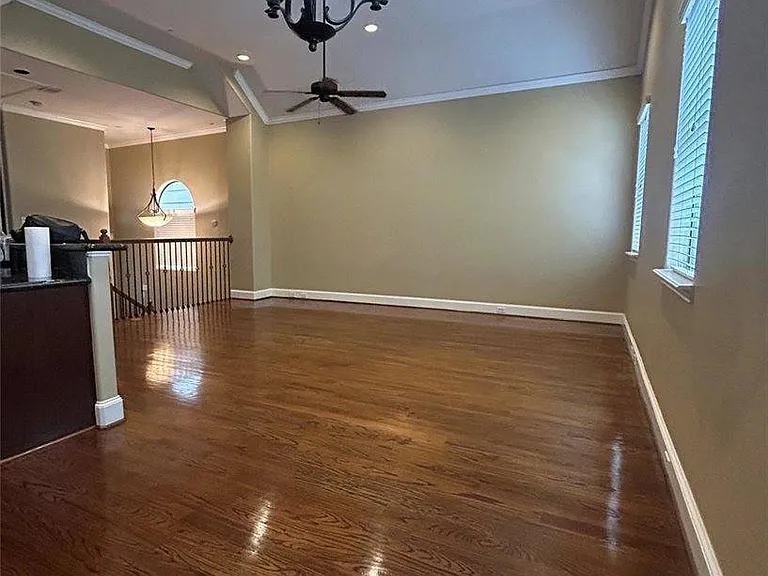 6353 Richmond Ave #118 — Photo 8