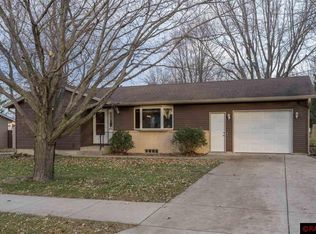 220 Hollywood Ave, New Ulm, MN 56073