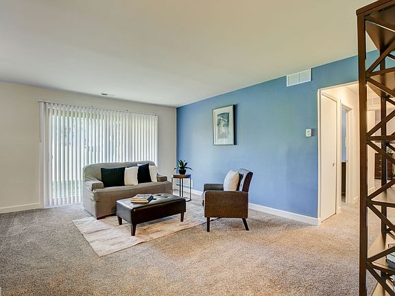 Maple Place Apartment in Southfield MI