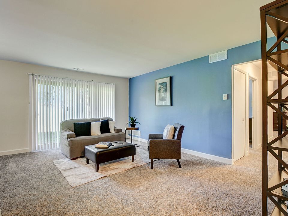 Maple Place Apartment in Southfield MI