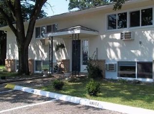 31 97th Ave NW APT 4, Minneapolis, MN 55448