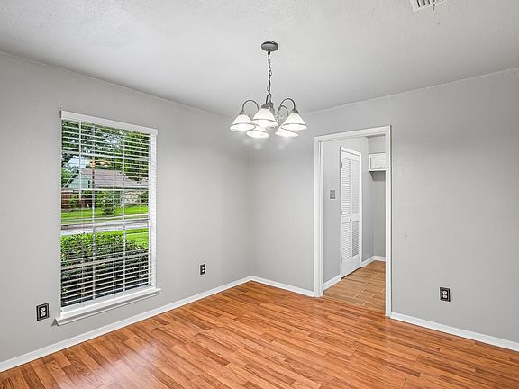 3rd image of 4102 Osage Dr