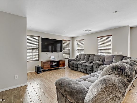 4th image of 4773 Longstock Ct