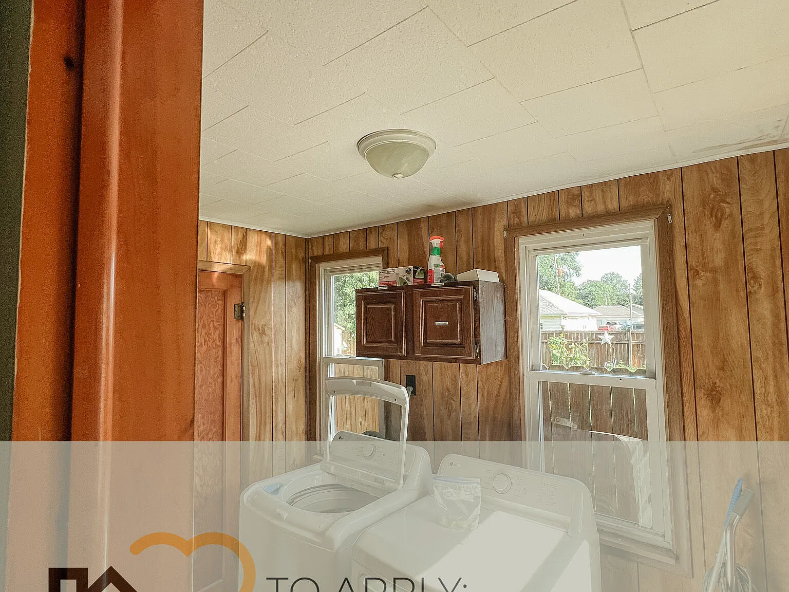 3 bed, 2.0 bath, 1200 sqft, $1,000 — Photo 1