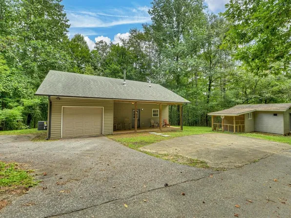 365 Ruby Ln, Mineral Bluff, GA 30559