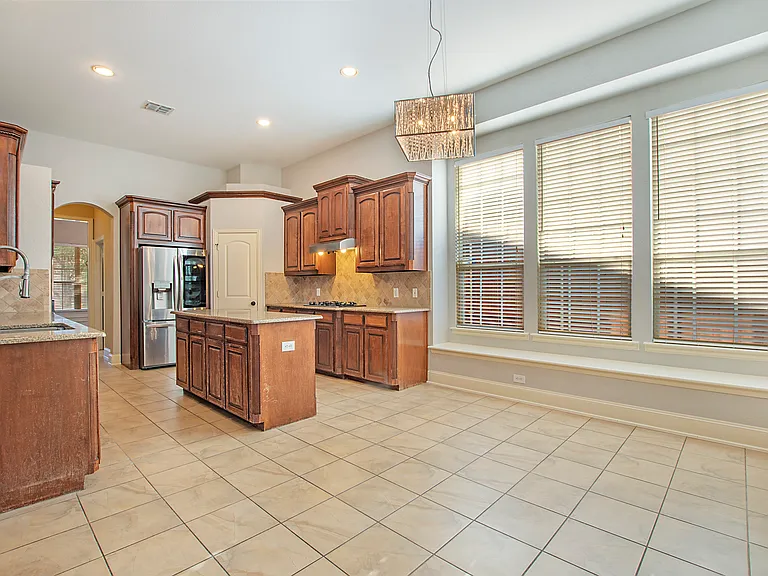 1838 Crowbridge Dr — Photo 11