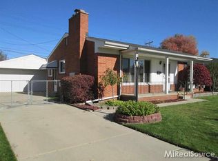 22455 Amherst St, Saint Clair Shores, MI