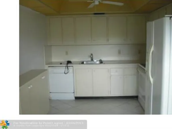 1901 Bermuda Cir APT D2, Pompano Beach, FL 33066
