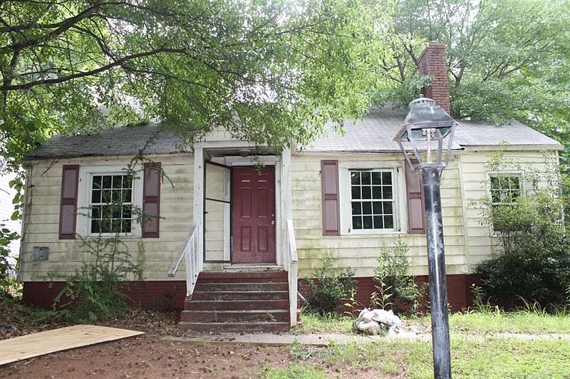 2nd image of 1164 Mayland Cir SW
