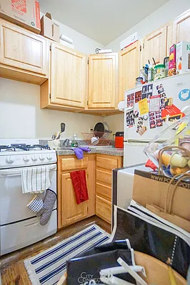 Rented by City Connections Realty | media 19