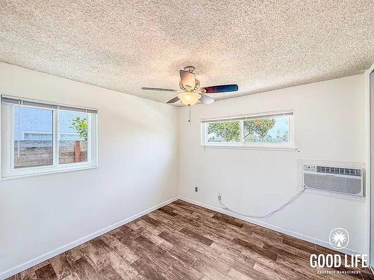 8051 San Carlos Dr — Photo 9